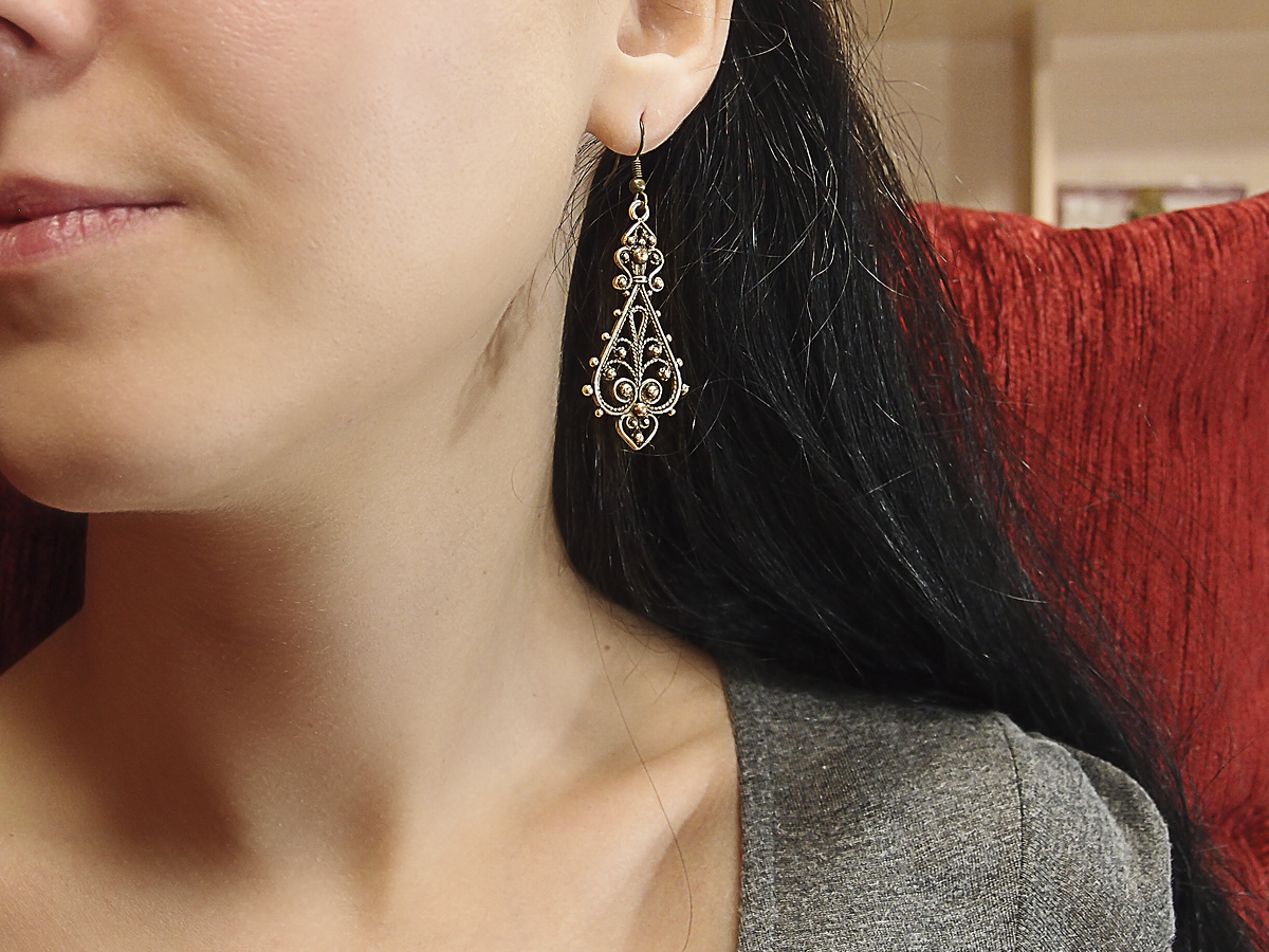 Slotted earrings "Charm"