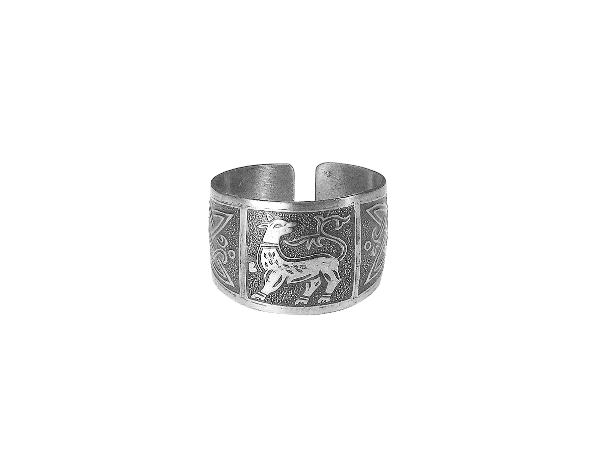 Ring "The Beast with a Thriving Tail"