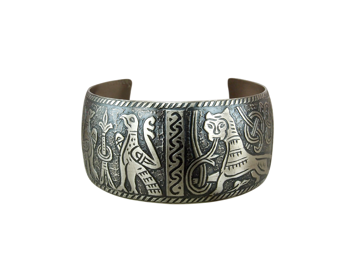 Mikhailovsky bracelet